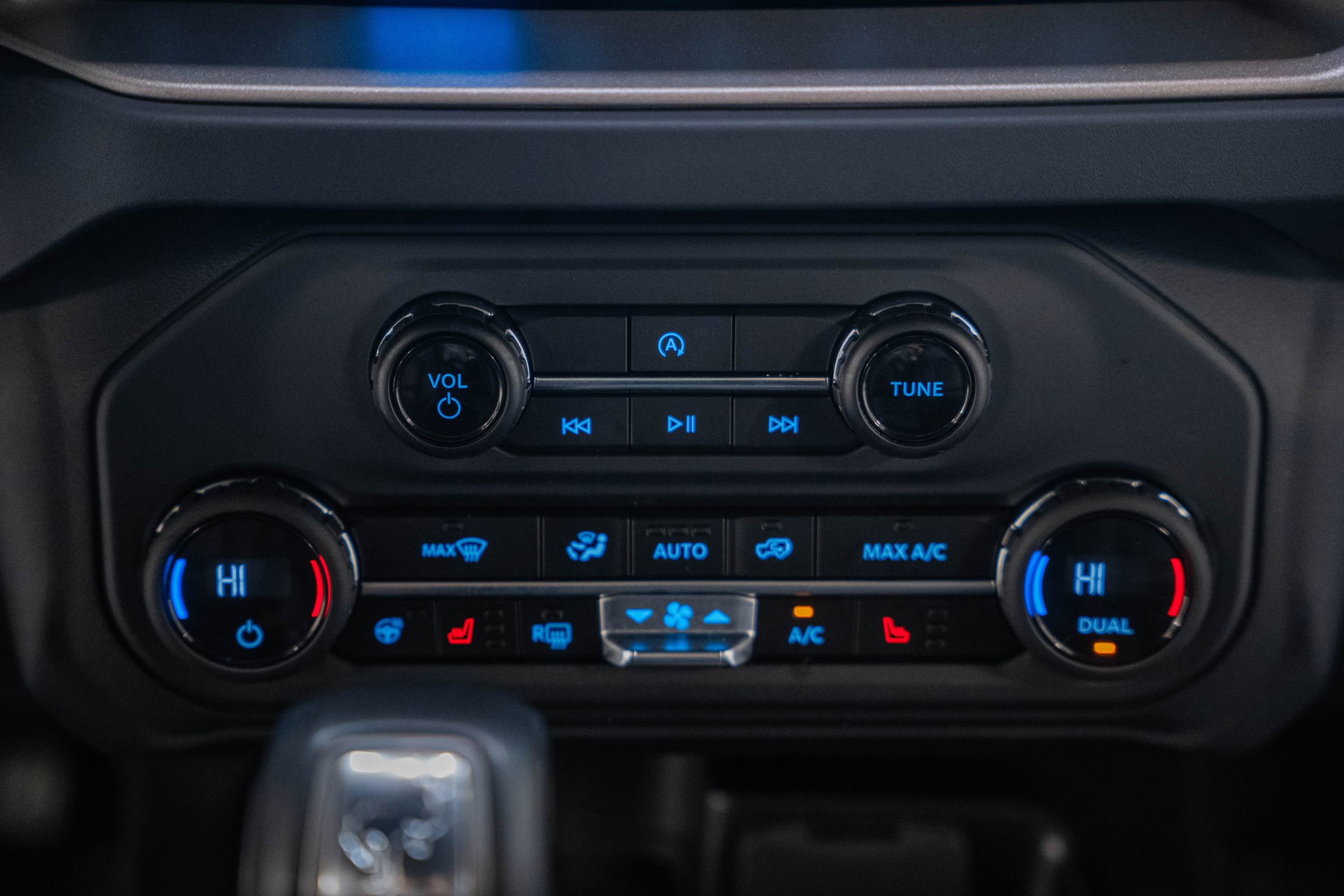 Used 2025 Ford Bronco Outer Banks image 30