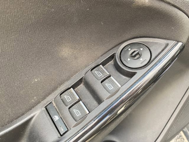 Used 2018 Ford Focus Titanium image 17