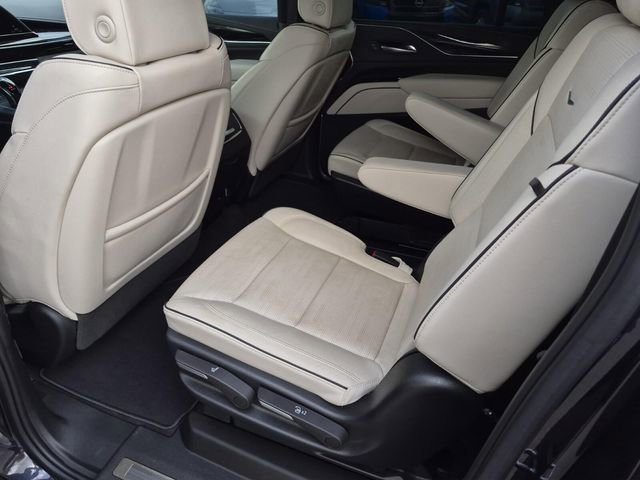 Used 2023 Cadillac Escalade ESV Sport w/ Touring Package image 27