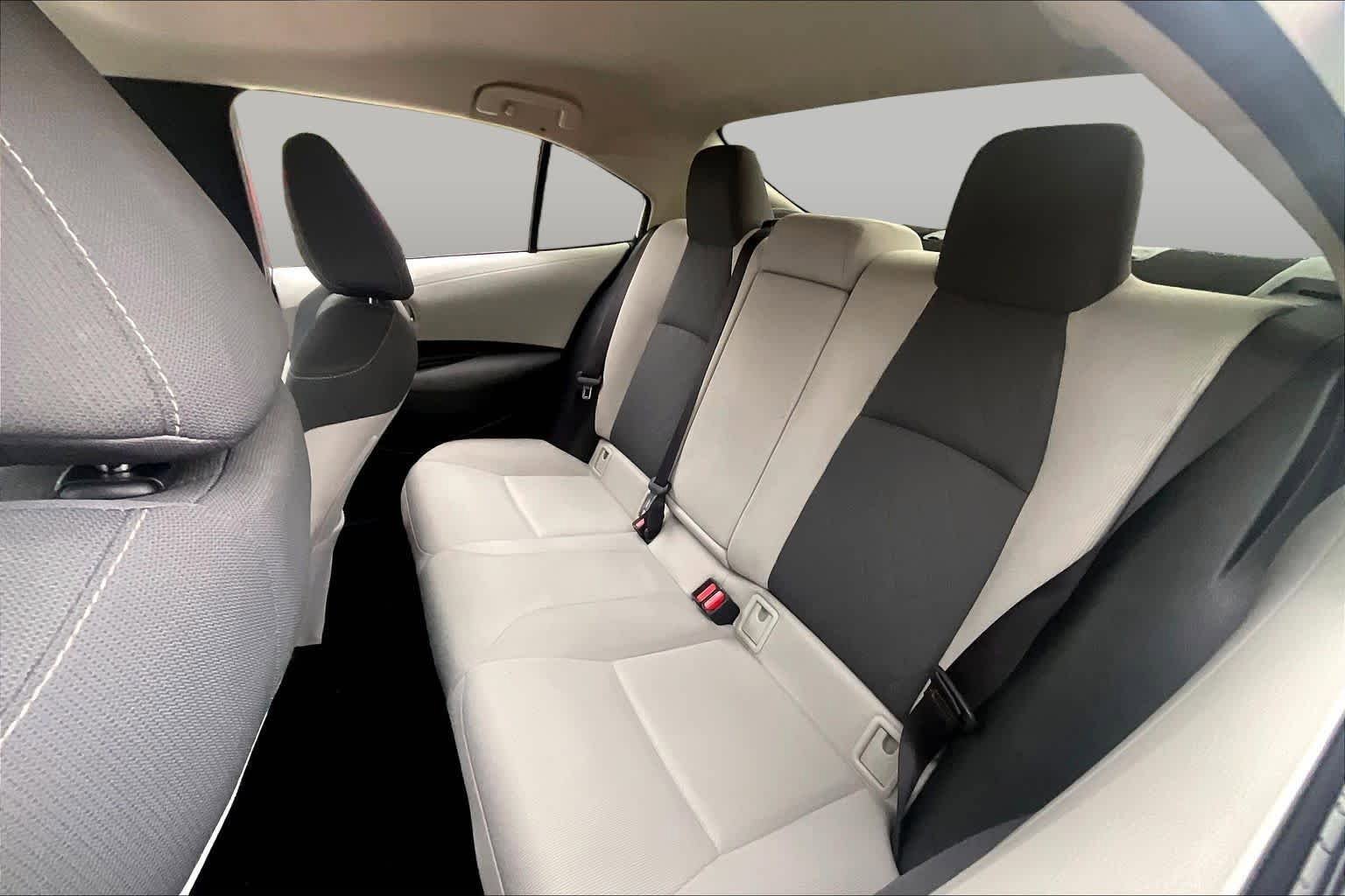Used 2020 Toyota Corolla LE w/ Carpet Mat Package (TMS) FWD image 20