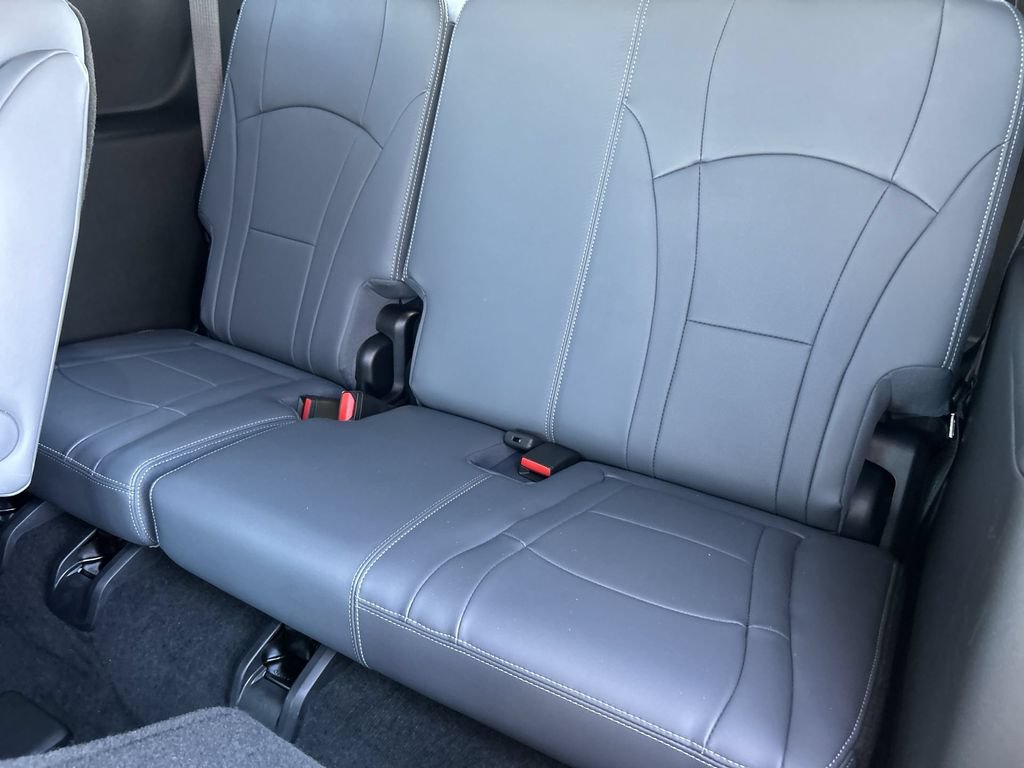 Used 2024 Buick Enclave Essence w/ Technology Package FWD image 35