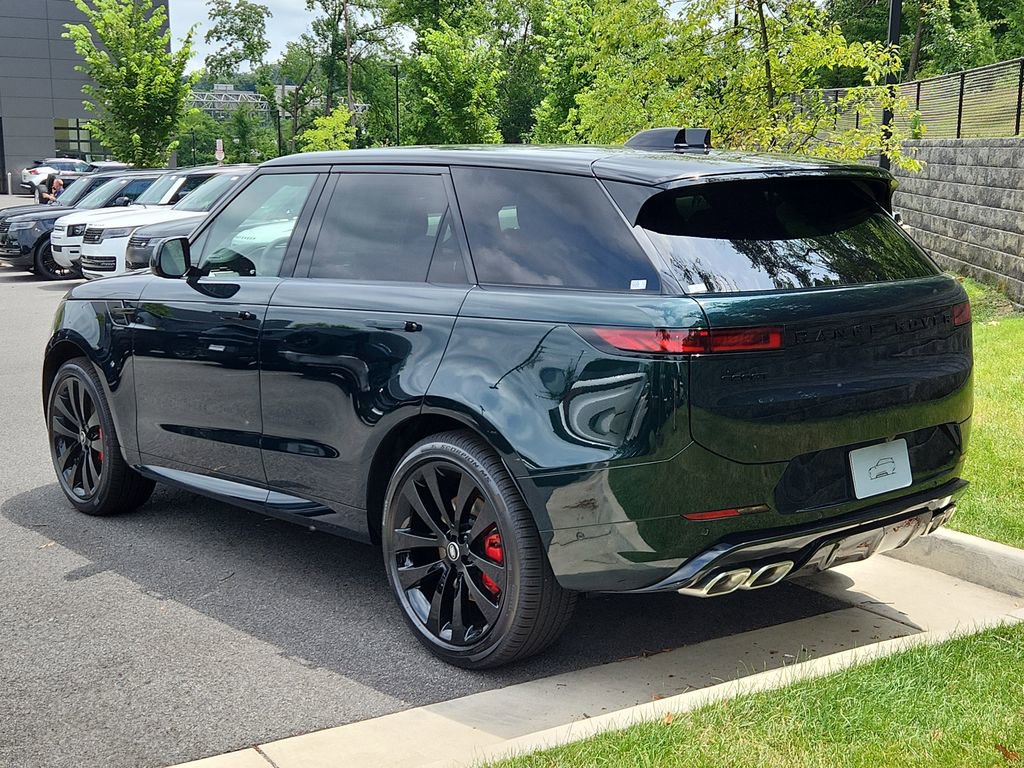 New 2025 Land Rover Range Rover Sport Dynamic SE image 12