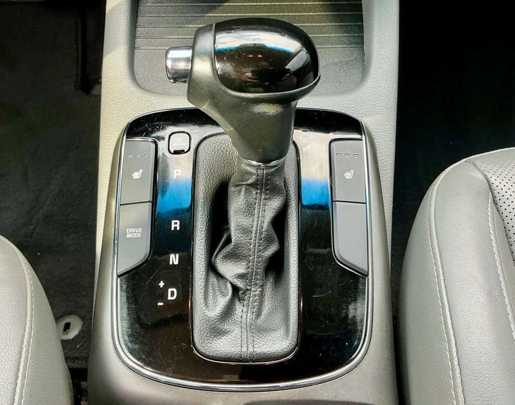 Used 2017 Kia Forte EX image 31