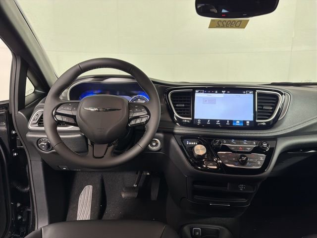 New 2026 Chrysler Pacifica Select w/ S Appearance Package AWD/4WD image 19