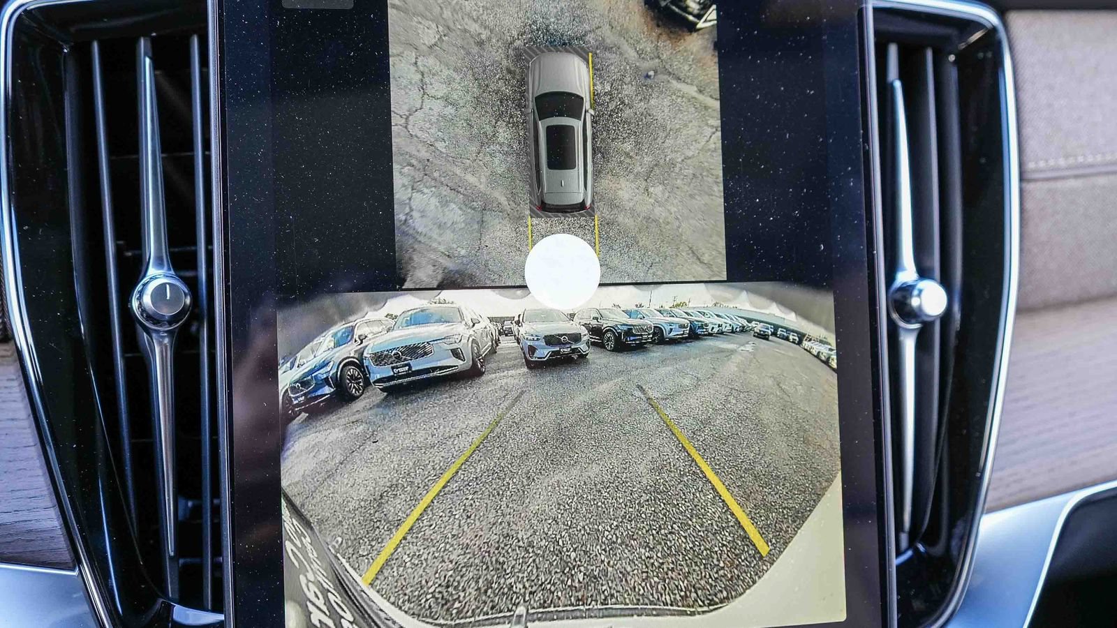 New 2026 Volvo XC90 T8 Plus w/ Protection Package AWD/4WD image 26