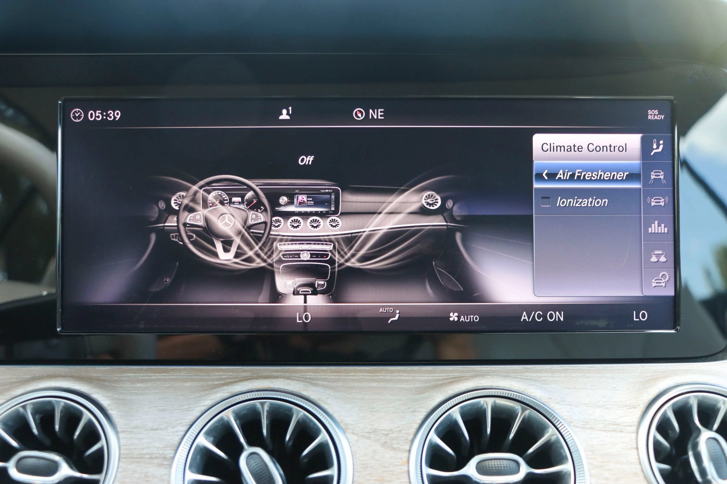 Used 2018 Mercedes-Benz E 400 Cabriolet w/ Premium 2 Package (Q02) image 44