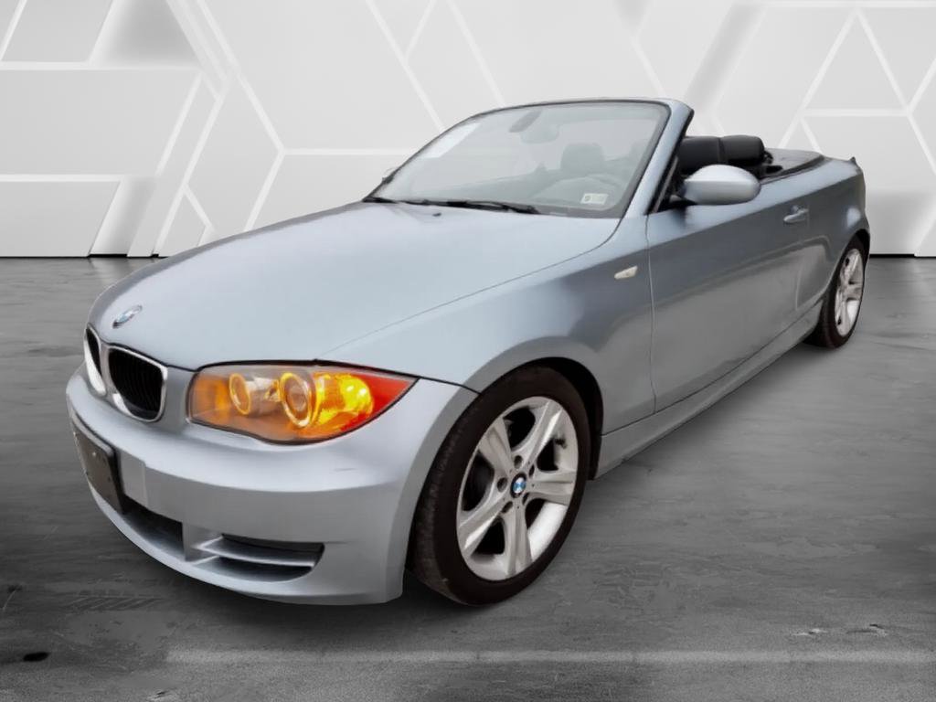 Used 2009 BMW 128i Convertible w/ Premium Pkg image 2