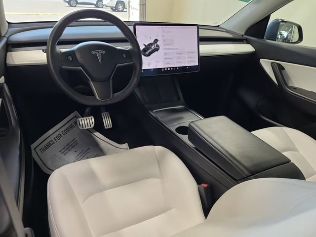 Used 2022 Tesla Model Y Performance AWD/4WD image 8