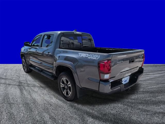 Used 2019 Toyota Tacoma TRD Sport AWD/4WD image 6