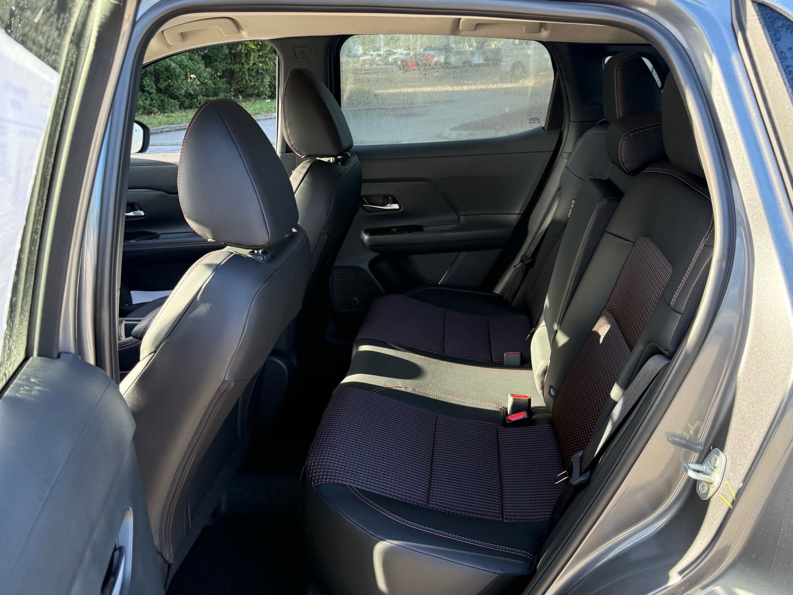 New 2026 Nissan Kicks SR image 12