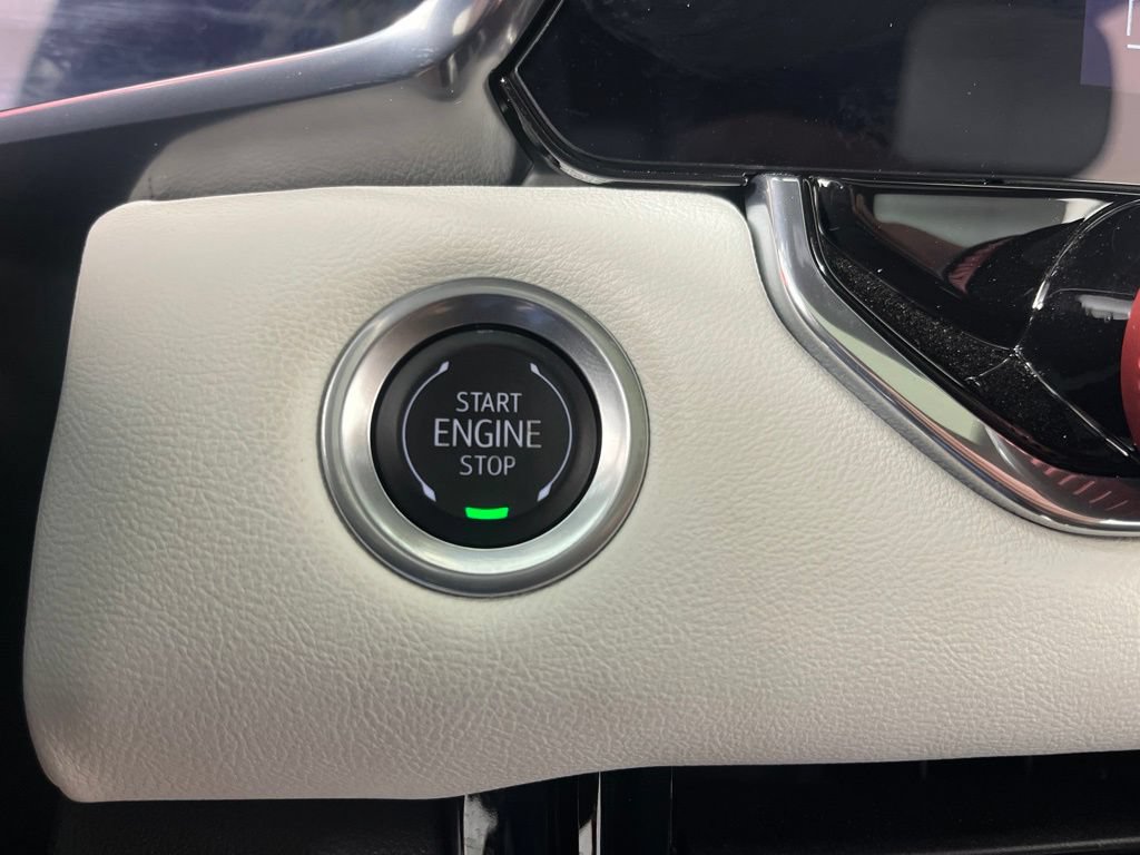 Certified 2024 GMC Canyon AT4X AWD/4WD image 31