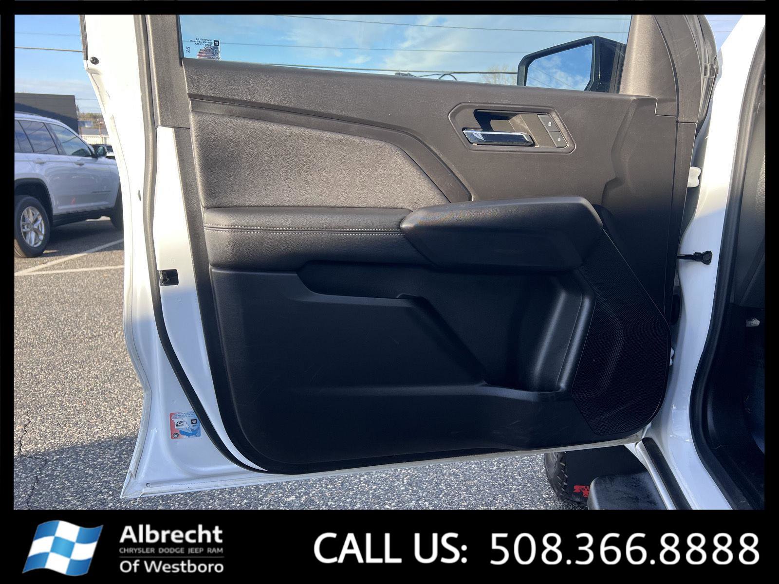 Used 2023 GMC Canyon Elevation w/ Convenience Package image 11