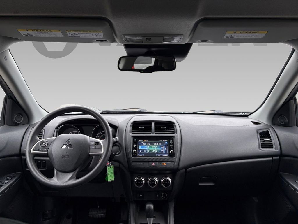 Used 2024 Mitsubishi Outlander Sport image 3