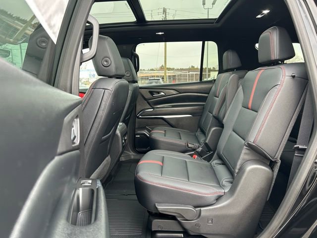 New 2026 Chevrolet Traverse RS w/ LPO, Floor Liner Package image 17