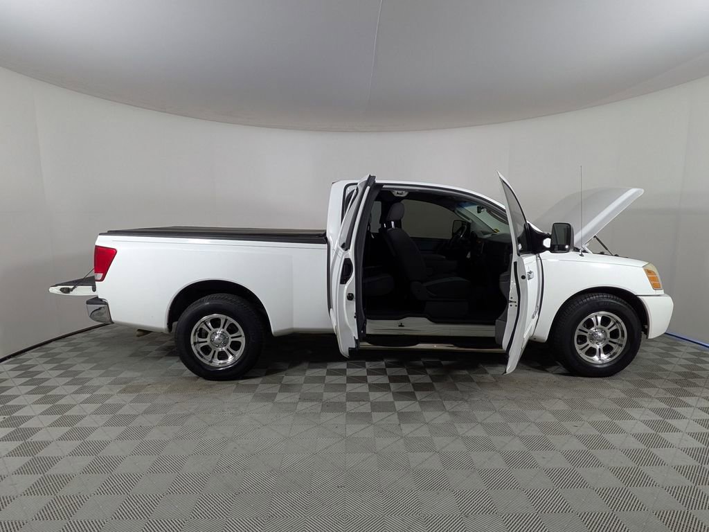 Used 2006 Nissan Titan SE RWD image 9