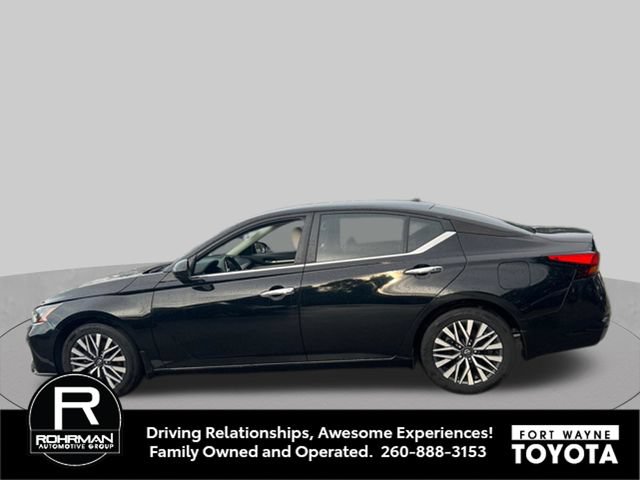 Used 2023 Nissan Altima 2.5 SV FWD image 4