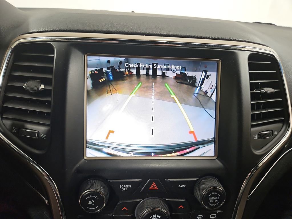 Used 2017 Jeep Grand Cherokee Limited w/ Luxury Group II image 21