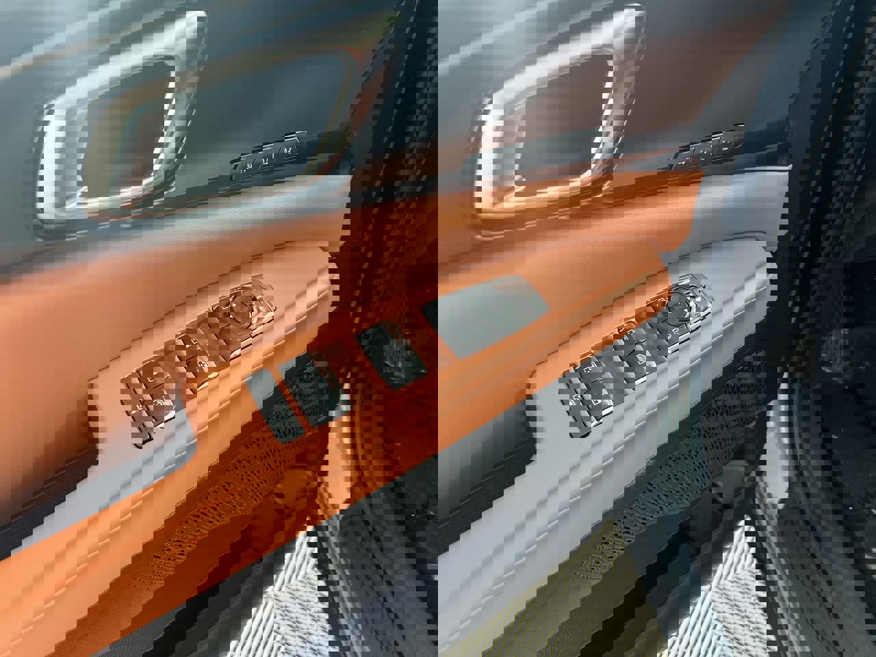 Certified 2026 Kia Carnival SX Prestige image 16