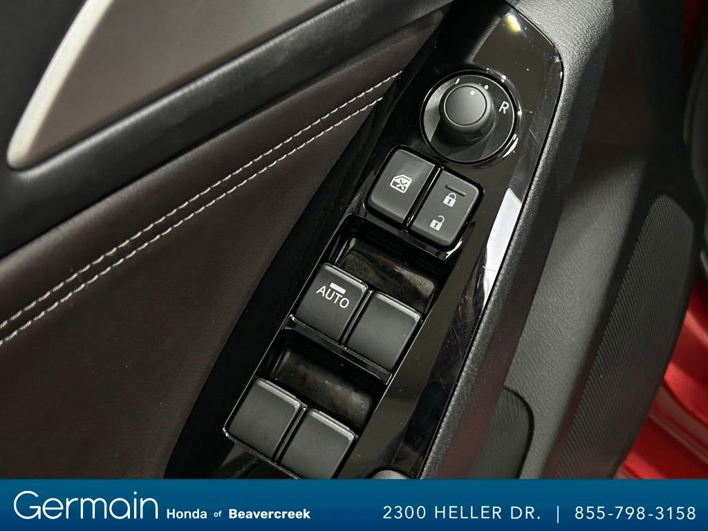 Used 2018 MAZDA MAZDA3 Touring image 19