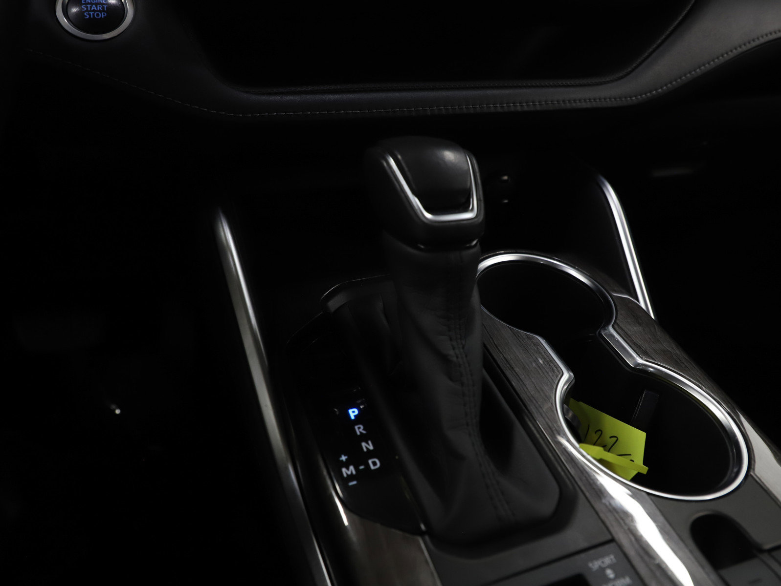 Used 2020 Toyota Highlander Limited image 25