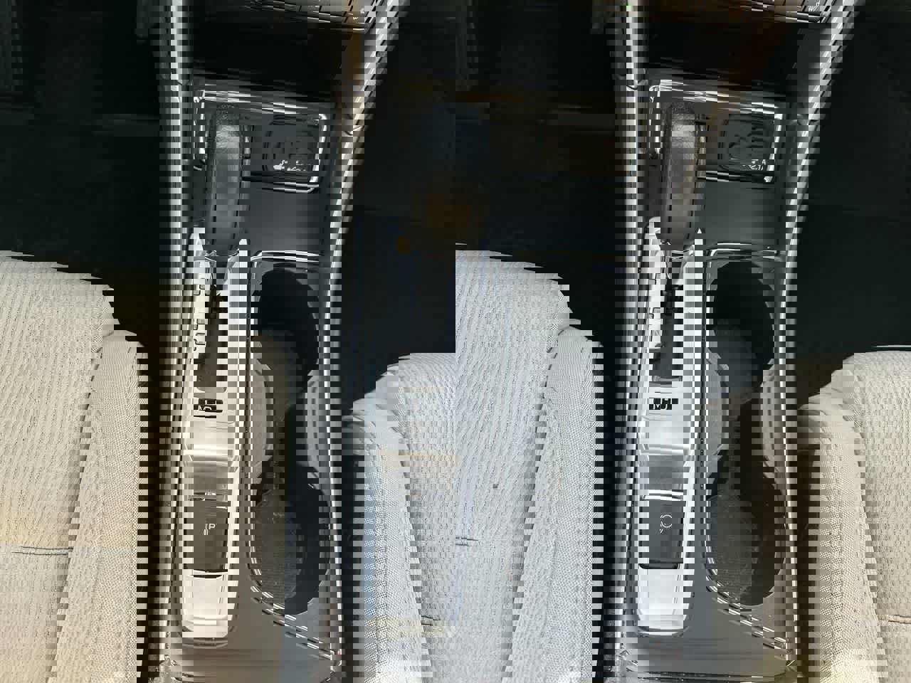 Used 2019 Subaru Ascent Premium image 34