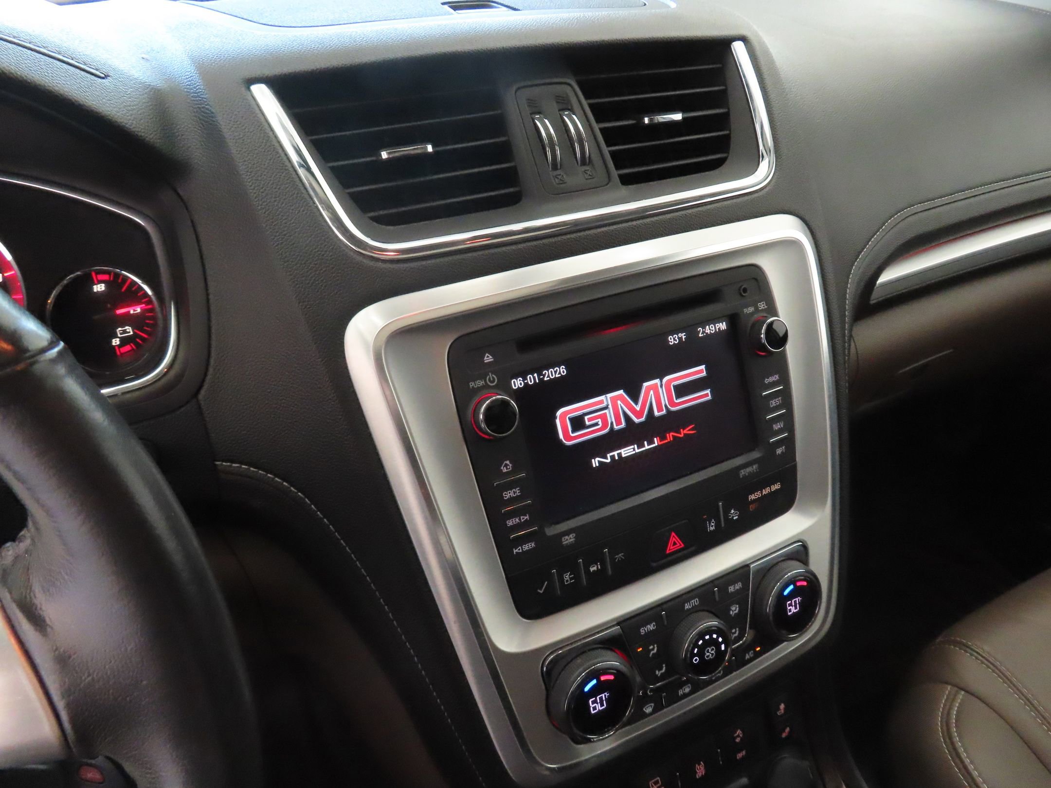 Used 2017 GMC Acadia Limited SLT FWD image 18