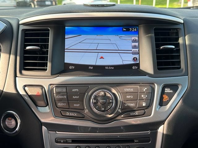 Used 2019 Nissan Pathfinder SL AWD/4WD image 31