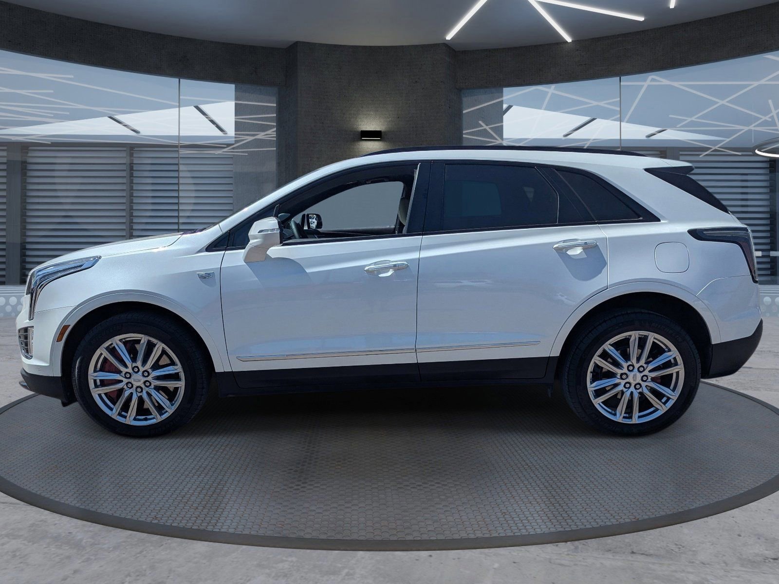 Used 2022 Cadillac XT5 Sportv image 3