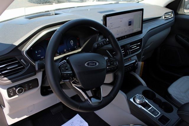 New 2024 Ford Escape SE w/ PHEV Premium Package image 16
