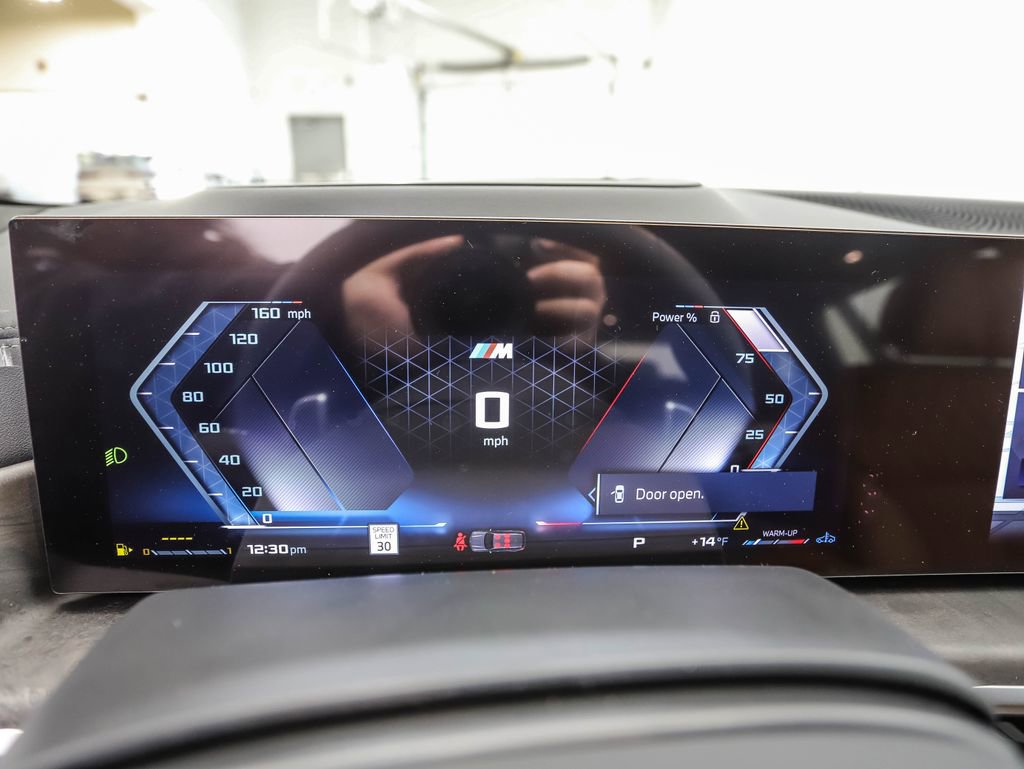 Used 2025 BMW X7 M60i image 14