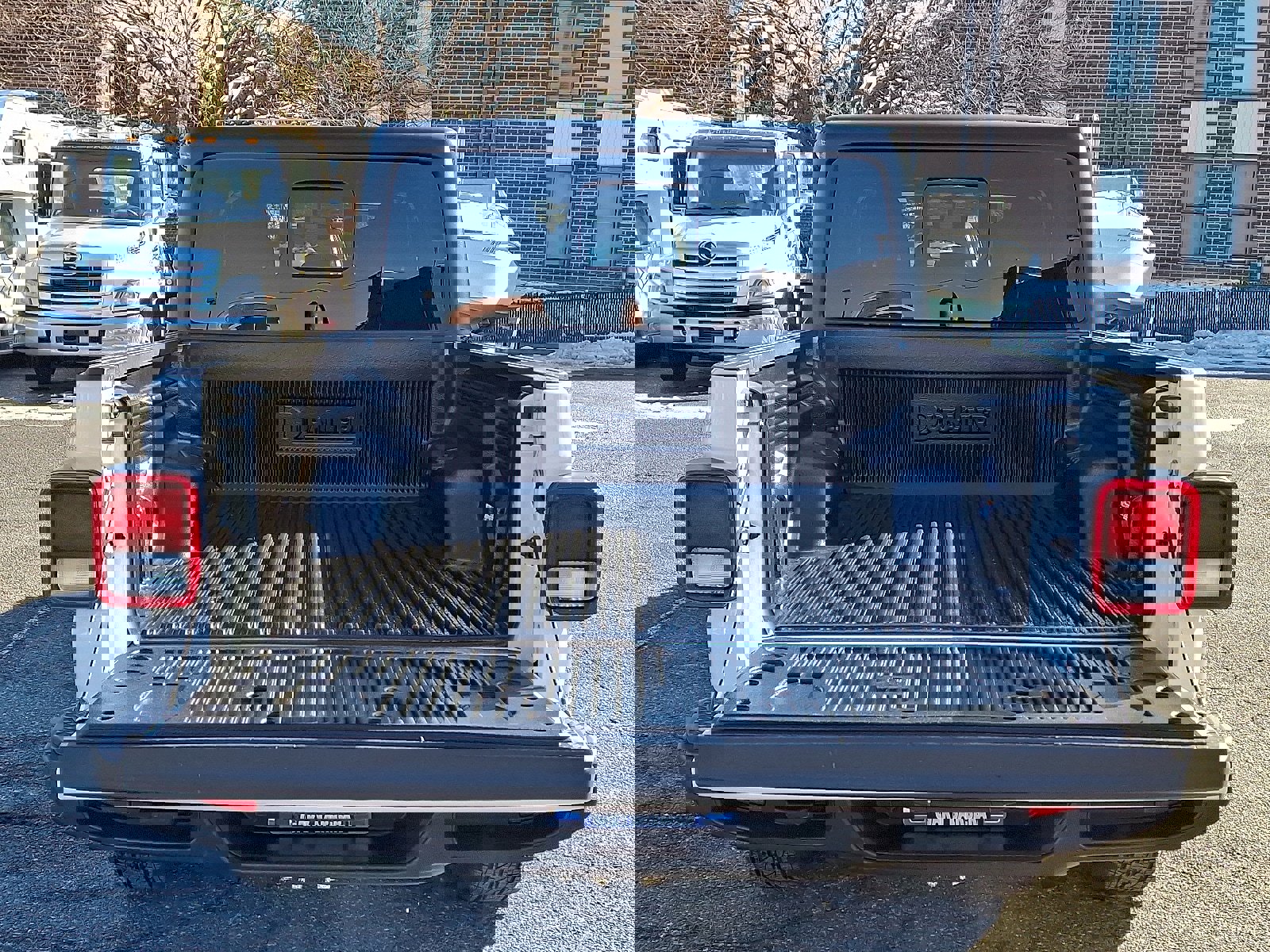 Used 2023 Jeep Gladiator Overland image 27