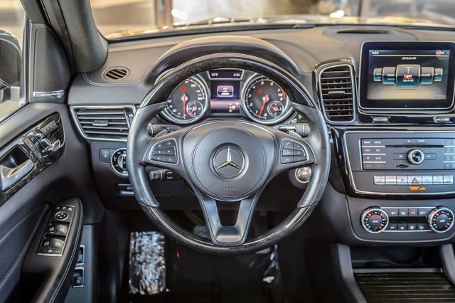 Used 2017 Mercedes-Benz GLS 450 4MATIC image 32