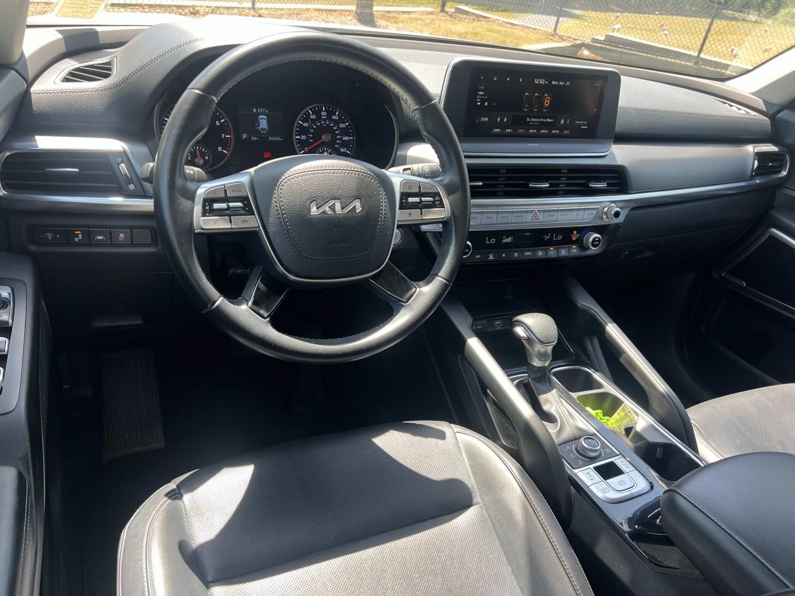 Used 2022 Kia Telluride LX AWD/4WD image 23