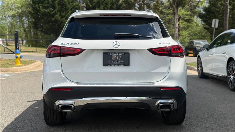 Used 2021 Mercedes-Benz GLA 250 4MATIC image 4