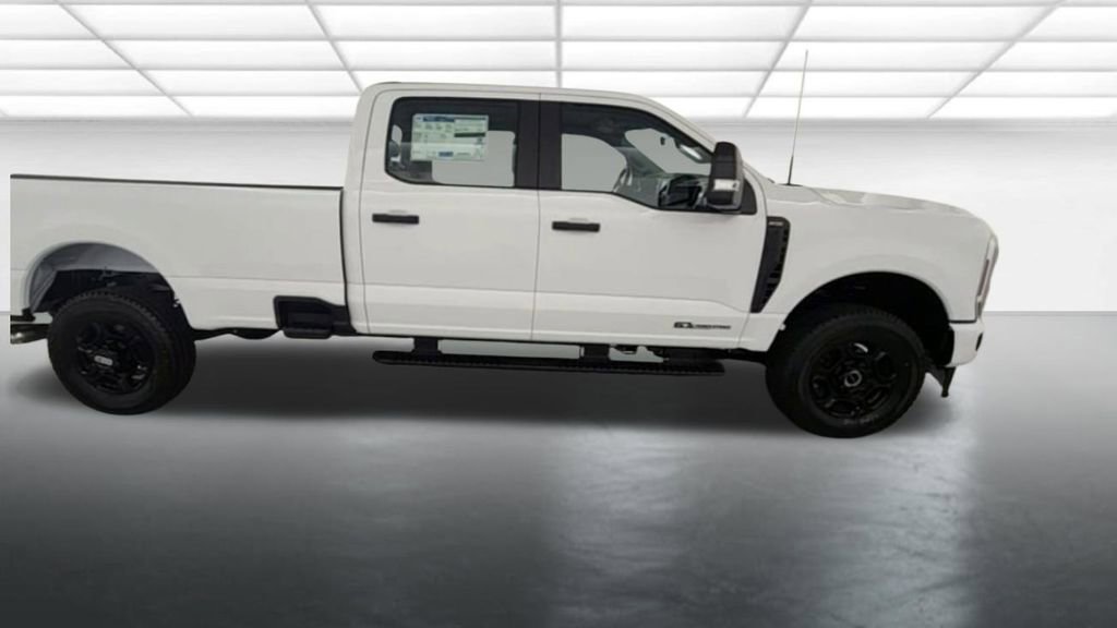 New 2026 Ford F350 XL w/ STX Appearance Package AWD/4WD image 9