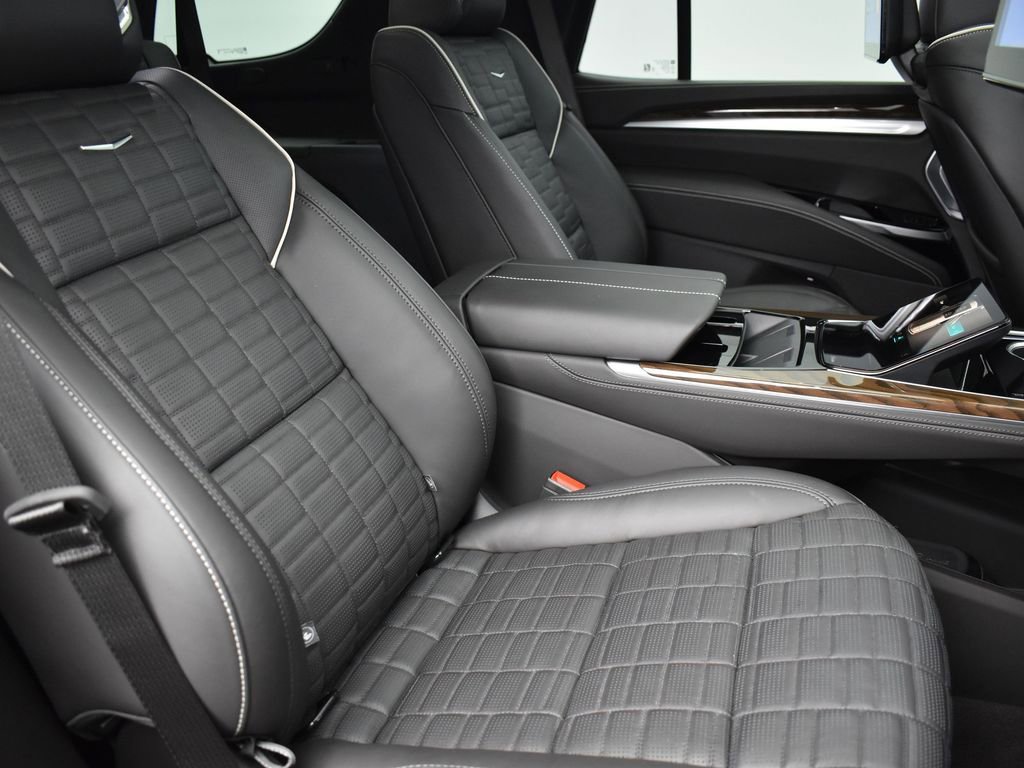 Certified 2026 Cadillac Escalade Platinum Sport image 34
