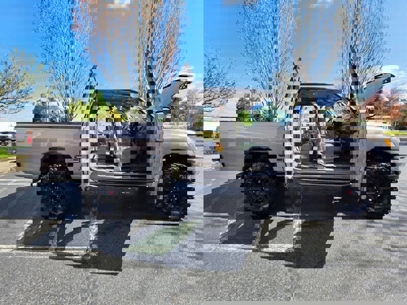 Used 2000 Toyota Tundra SR5 image 24