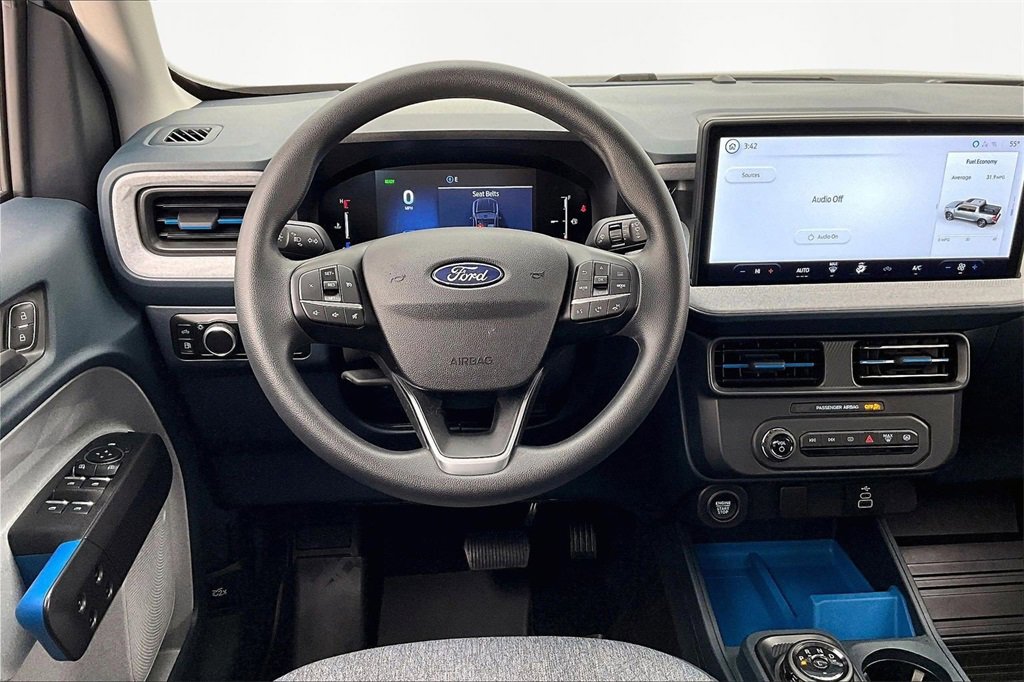Used 2025 Ford Maverick XLT image 5