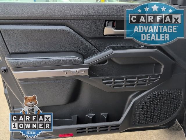 Used 2025 Toyota Tacoma TRD Off-Road image 12