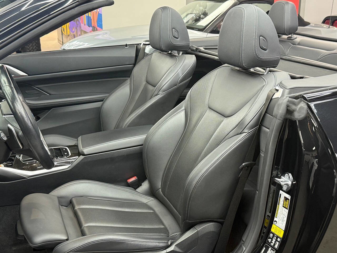Used 2023 BMW 430i xDrive Convertible w/ Premium Package image 11