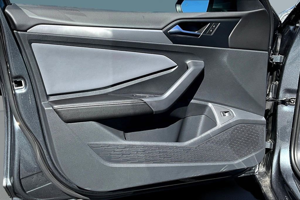 New 2026 Volkswagen Jetta SE image 18