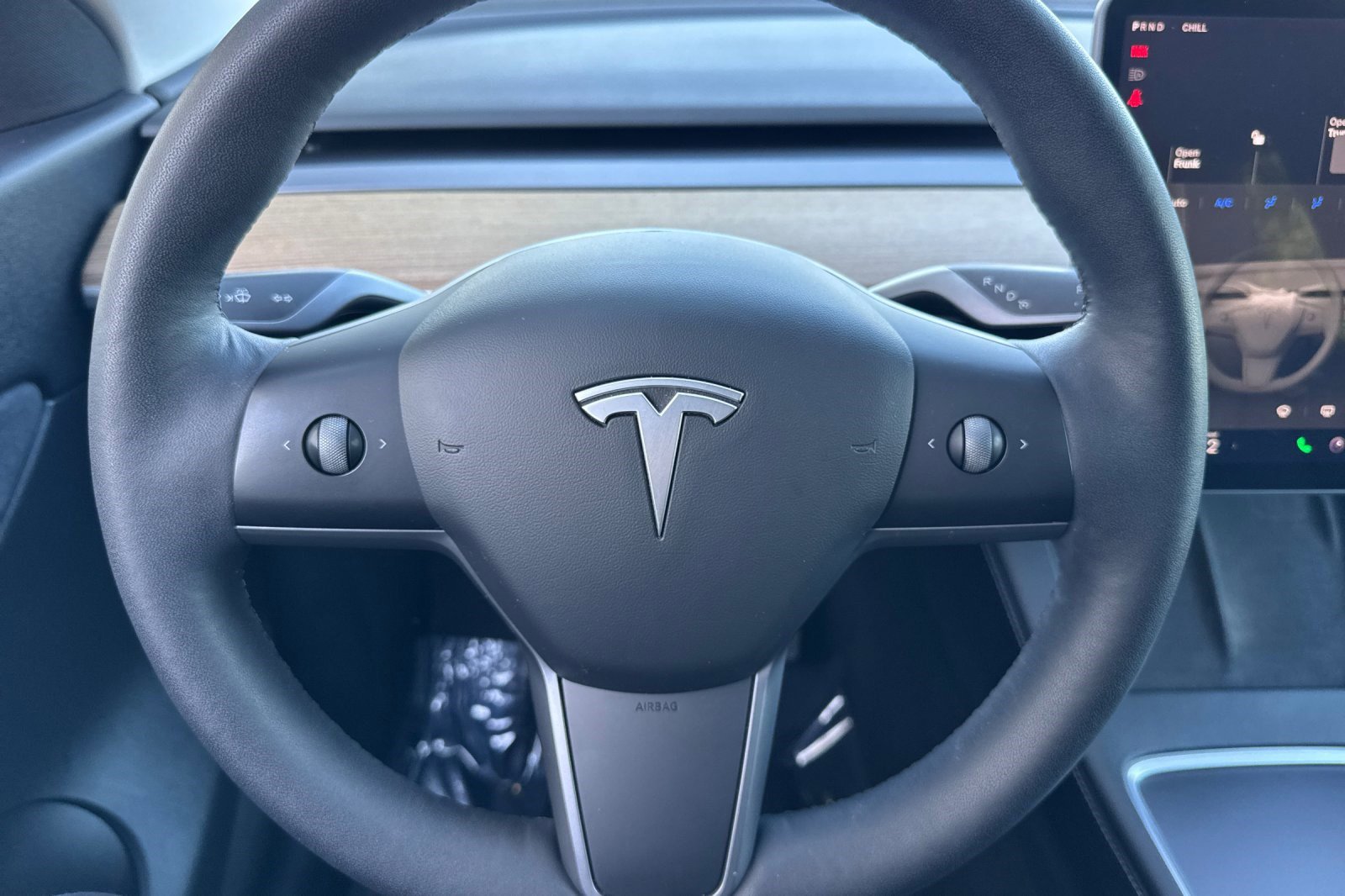 Used 2021 Tesla Model Y Long Range image 18