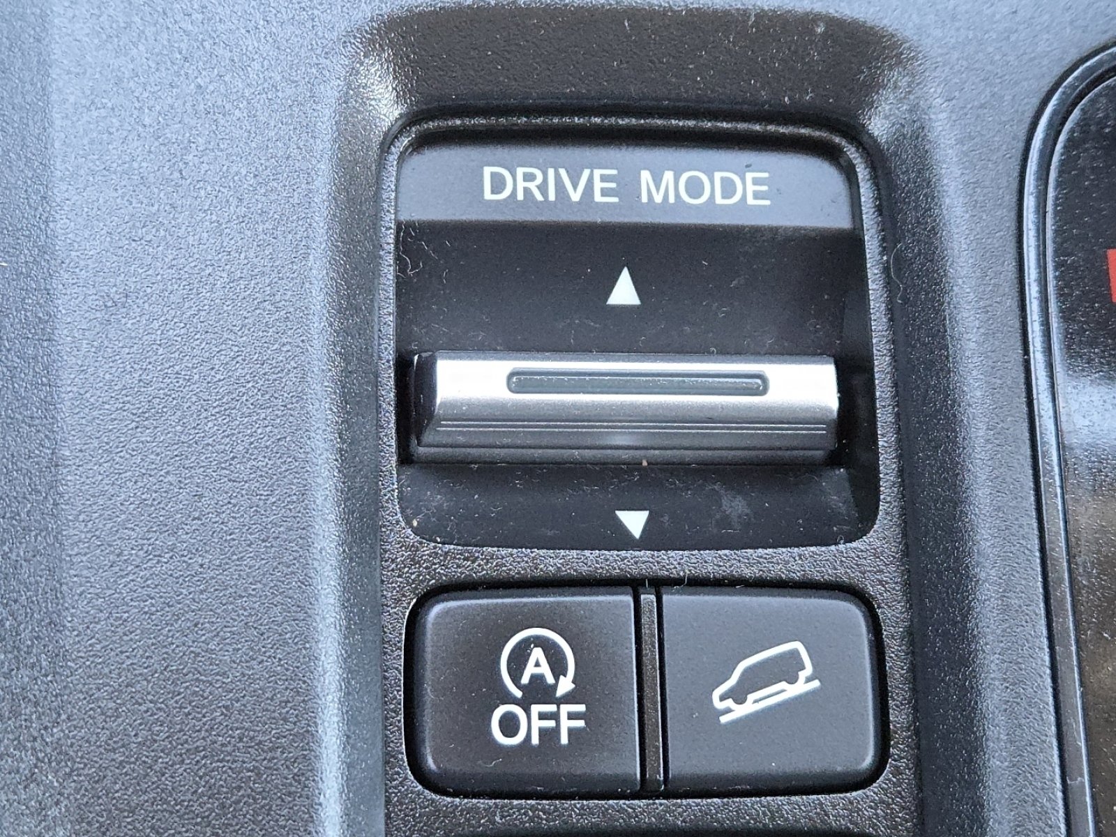 Used 2023 Honda CR-V EX image 8