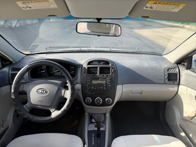 Used 2009 Kia Spectra LX FWD image 21