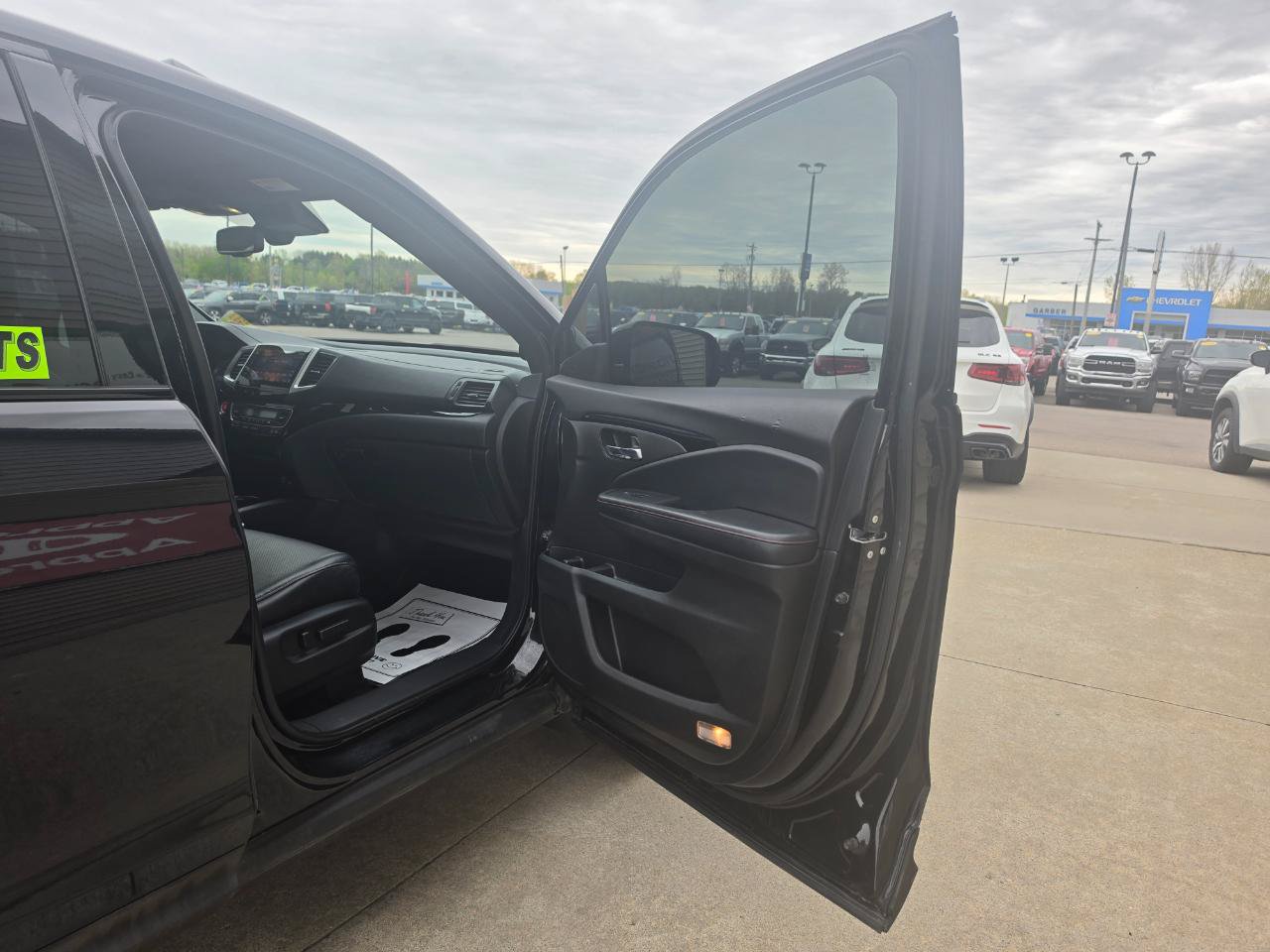 Used 2019 Honda Ridgeline Black Edition image 13