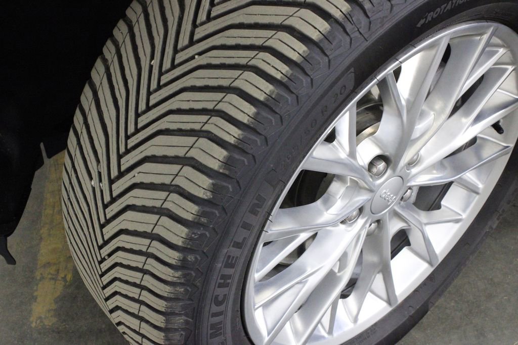 Used 2021 Jeep Grand Cherokee L Summit w/ Advanced Protech Group IV image 47