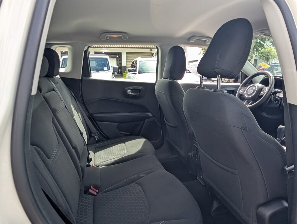 Used 2018 Jeep Compass Sport image 17