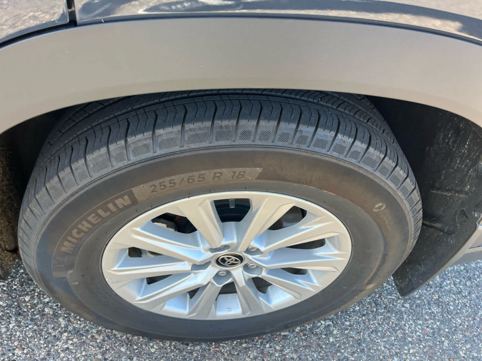 Used 2024 Toyota Grand Highlander AWD image 8