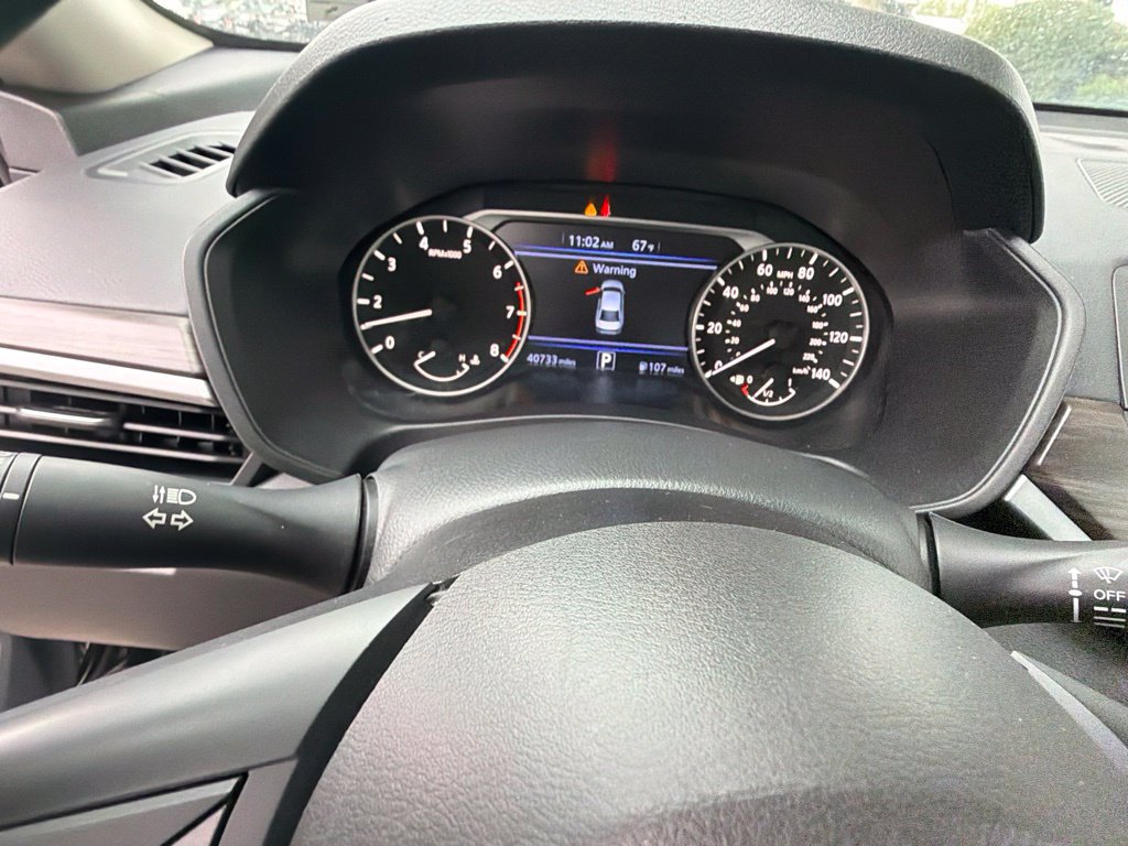 Used 2025 Nissan Altima 2.5 SV AWD/4WD image 12