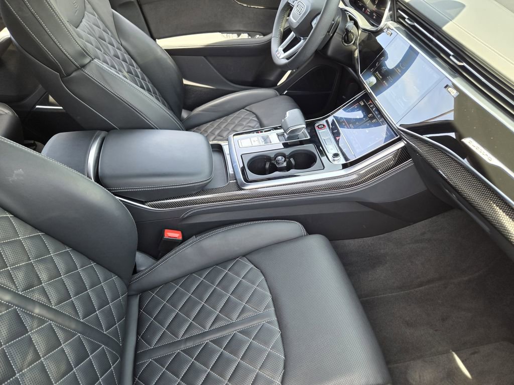 Used 2023 Audi SQ8 Prestige AWD/4WD image 17